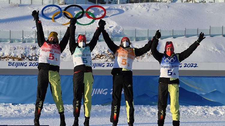 Die deutschen Biathlon-Frauen kämpfen überraschend schnell schon wieder um Edelmetall.