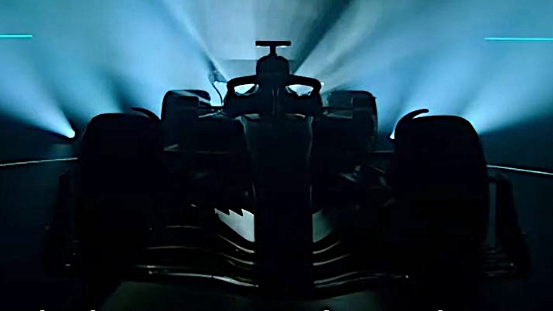 Silberpfeil_Mercedes.JPG