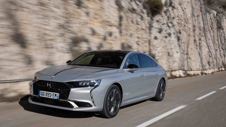 Rein elektrisch bringt es der DS 9 E-Tense 250 auf 67 Kilometer, der 225 schafft lediglich 55.