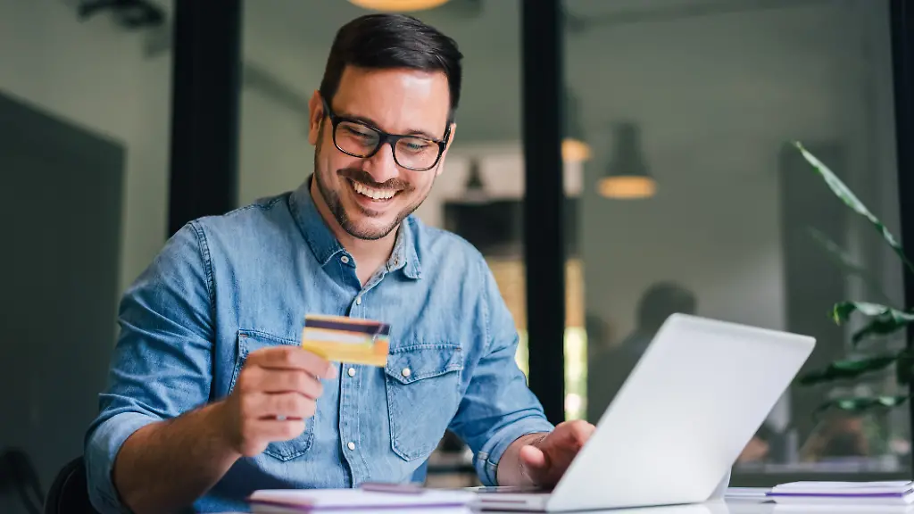 American-Express-lockt-Neukunden-der-Gold-Card-aktuell-mit-einem-Willkommensbonus