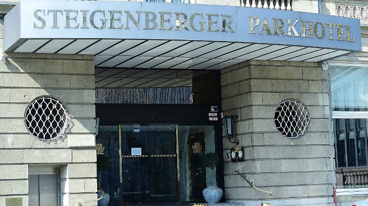 Das Steigenberger Hotels AG gehört zur Dachmarke Deutsche Hospitality, die sich seit 2020 im Besitz der chinesischen Huazhu Group befindet.