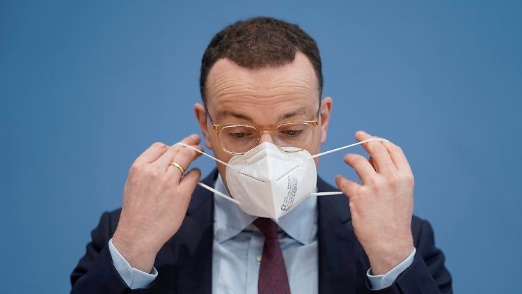 Der damalige Gesundheitsminister Jens Spahn trägt die Verantwortung für nachhaltigen juristischen Ärger.