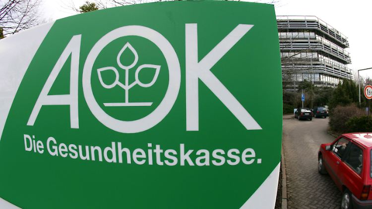 Besonders die Allgemeinen Ortskrankenkassen (AOK) melden laut der "Frankfurter Allgemeinen Zeitung" ein nie dagewesenes Defizit. 