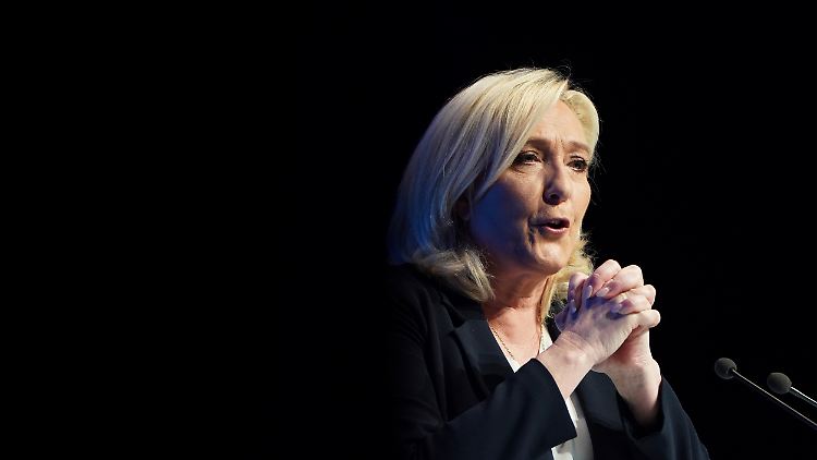 Muss gerade viel antichambrieren: Marine Le Pen.