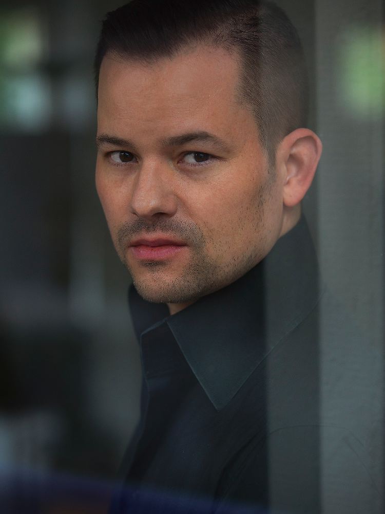 Bestsellerautor Vincent Kliesch liefert mit seiner Boesherz-Reihe gehobene Thrillerkost par excellence.