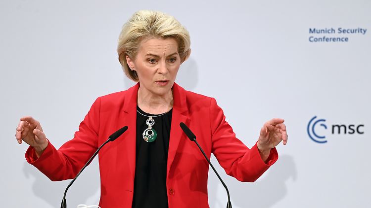Von der Leyen verspricht Geschlossenheit und Festigkeit in Solidarität mit der Ukraine.