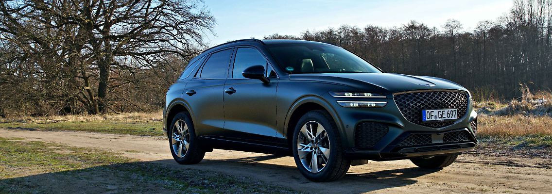 Optisch scheint der Genesis GV70 durchaus Anleihen genommen haben. In Summe ist es aber eine eigenständige und charismatische Erscheinung.