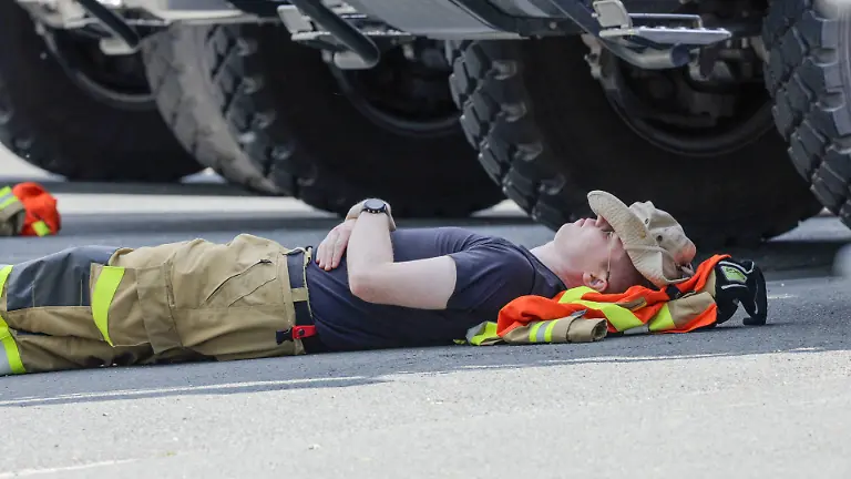 48a6c75e3fe3a7e892014cc177f004ff