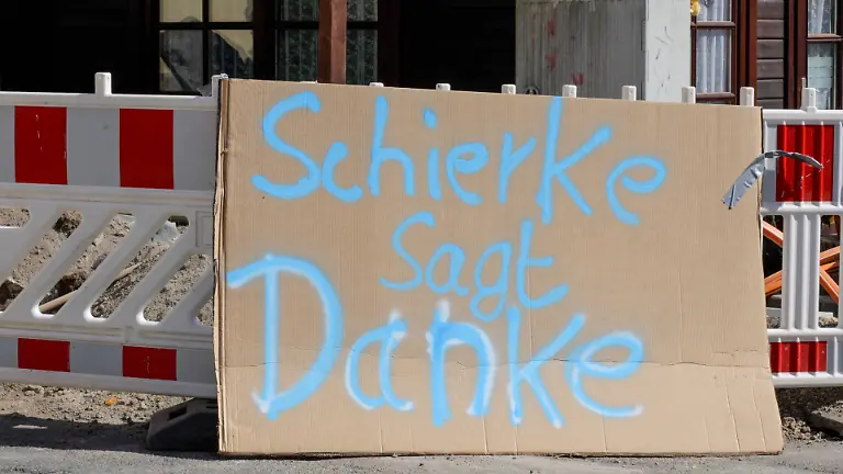 afd0558a25ce4bbcf5b0487829b2a9e0