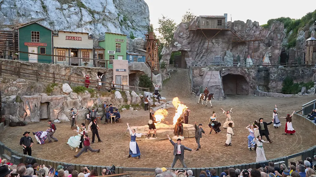 Action-am-Kalkberg-in-72-Auffuehrungen