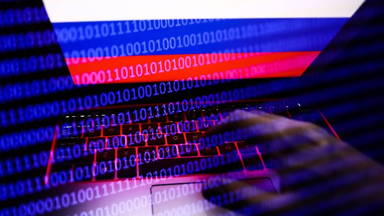 Russische Hacker haben bereits nach Sanktionen wegen der Krim-Annexion 2015 Deutschland angegriffen.