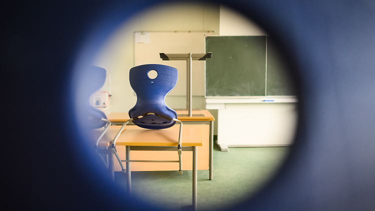 Während der Corona-Zeit blieben Klassenräume immer wieder leer.