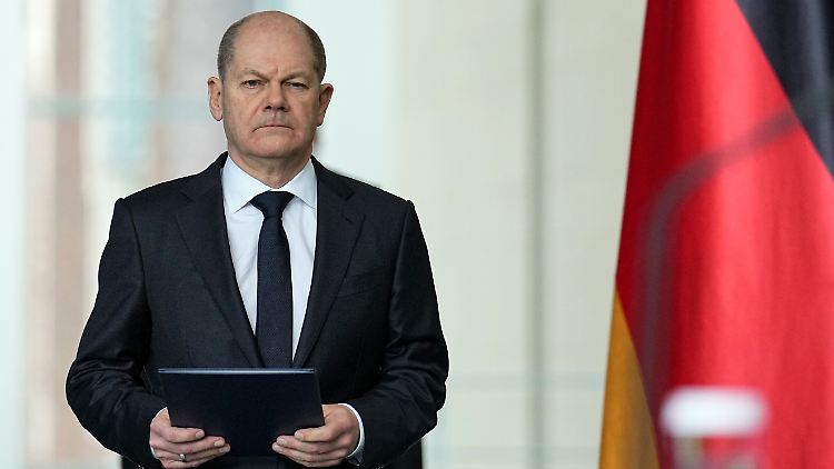 Bundeskanzler Scholz forderte Putin auf, seine Truppen aus der Ukraine zurückzuziehen.
