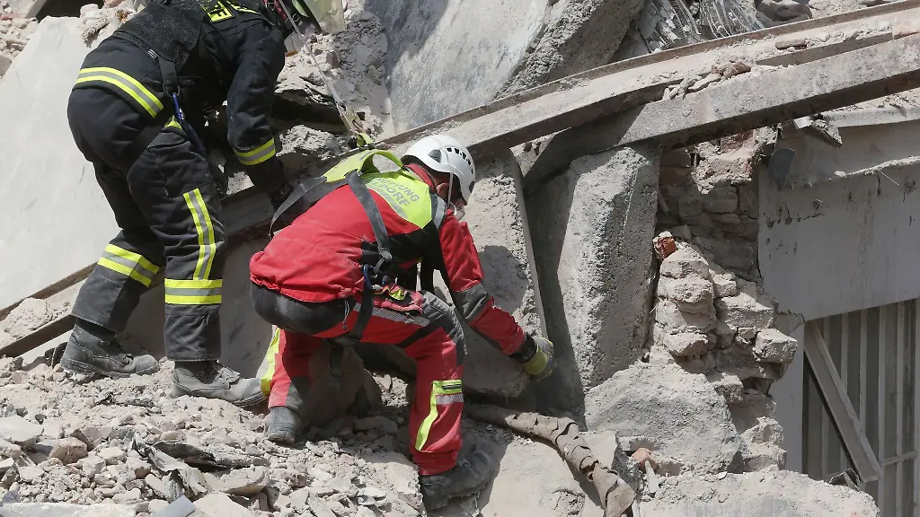 Mehr-als-vier-Jahre-nach-dem-Hauseinsturz-mit-zwei-Toten-in-der-Duesseldorfer-Innenstadt-soll-der-Prozess-gegen-fuenf-Angeklagte-beginnen