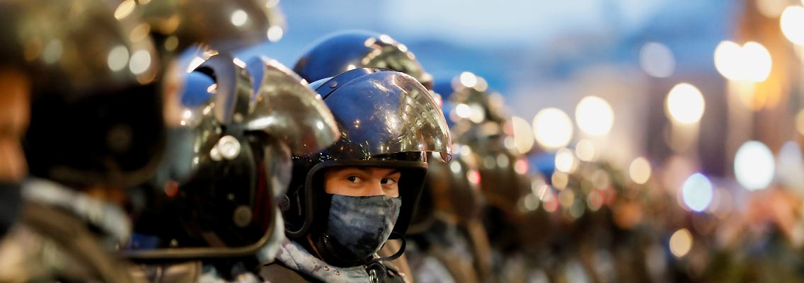 2021-04-21T170946Z_815087462_RC2H0N9IG3RV_RTRMADP_3_RUSSIA-POLITICS-NAVALNY-PROTESTS.JPG