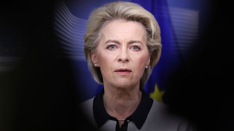Härteste Sanktionen, die die EU je verhängt hat: EU-Kommissionspräsidentin von der Leyen in Brüssel.