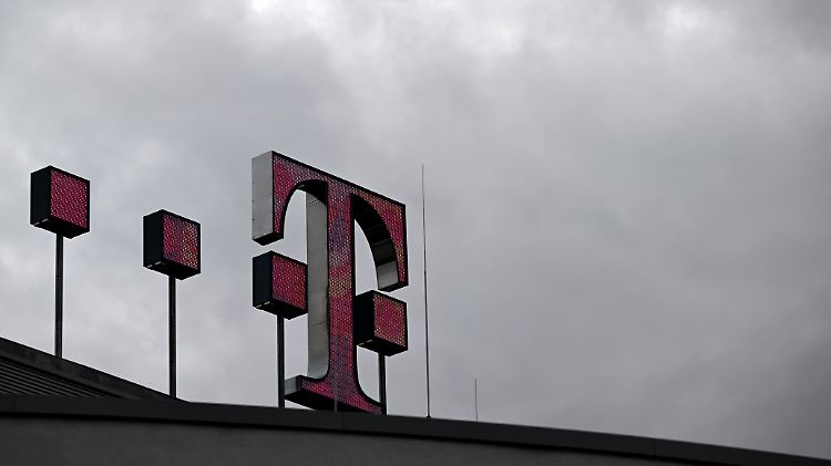 Die Telekom lotet die Möglichleiten für ihre Funkturm-Sparte aus.