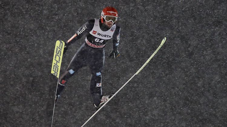 Markus Eisenbichler fand sich im dichten Schneetreiben gut zurecht.