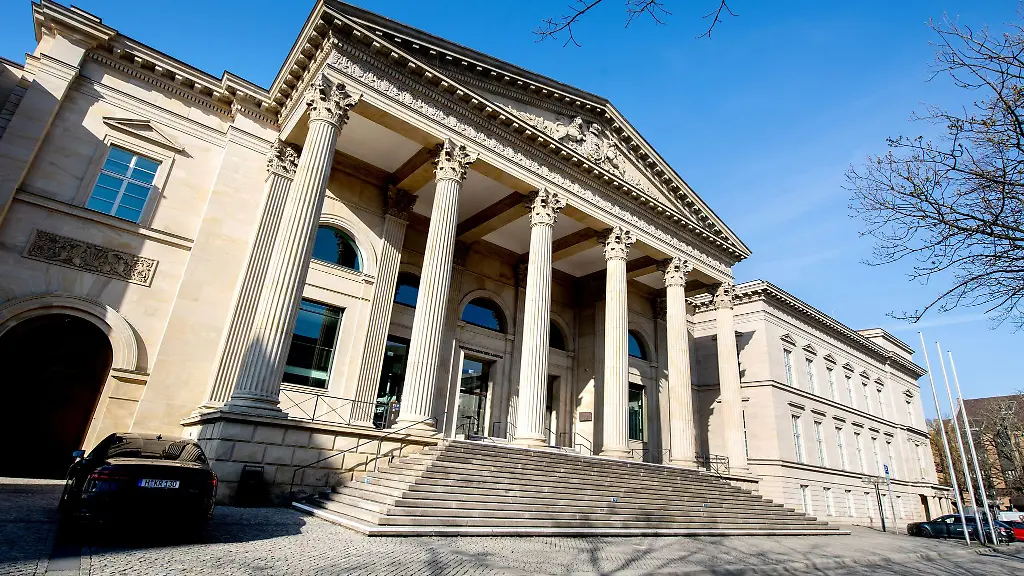 Das-Leineschloss-in-Hannover-ist-der-Sitz-des-niedersaechsischen-Landtags