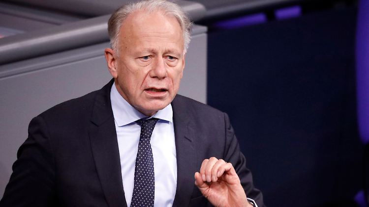 Der Grünen-Politiker Jürgen Trittin sitzt seit 1998 im Bundestag, seit 2014 ist er Mitglied im Auswärtigen Ausschuss. Von 1998 bis 2005 war er Bundesumweltminister.