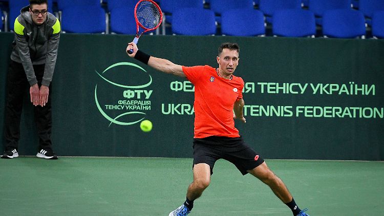 Sergiy Stakhovsky ist in Kiew, weit weg von seiner Familie.