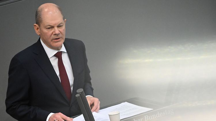 Am 27. Februar hielt Kanzler Scholz seine Zeitenwende-Rede.