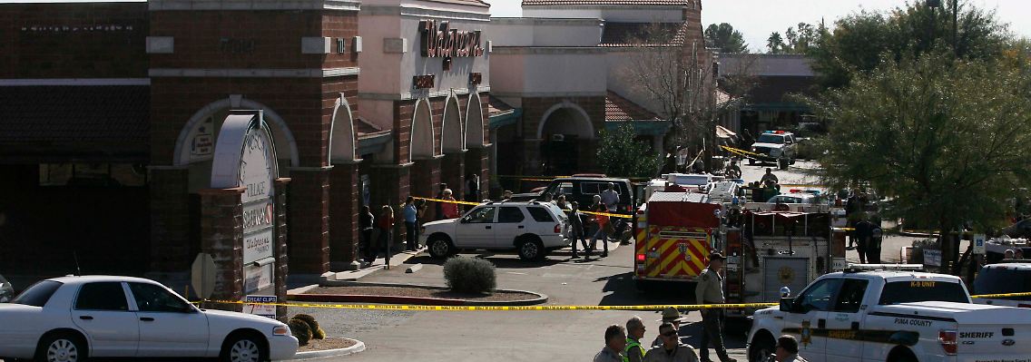 Die Tat wurde vor einem Einkaufszentrum in Tucson, Arizona verübt.