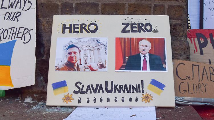 Die Sympathien in der Weltöffentlichkeit scheinen dieser Tage klar verteilt. Hier ein Plakat von einer Demo in London.