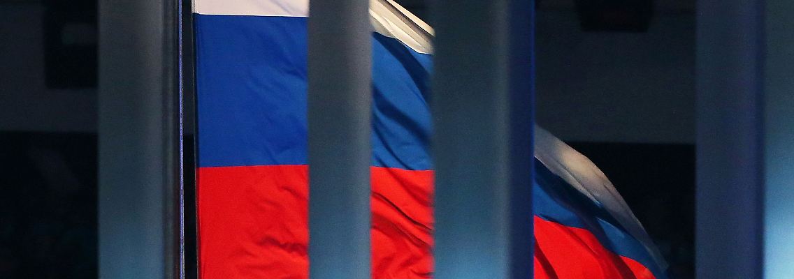 Russische und belarussische Sportler und Funktionäre sollen nach dem Willen des IOC nicht mehr an Wettbewerben teilnehmen dürfen.