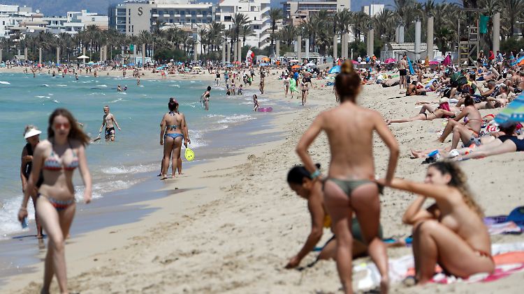 Die Sieben-Tage-Inzidenz liegt in Spanien landesweit bei 244.