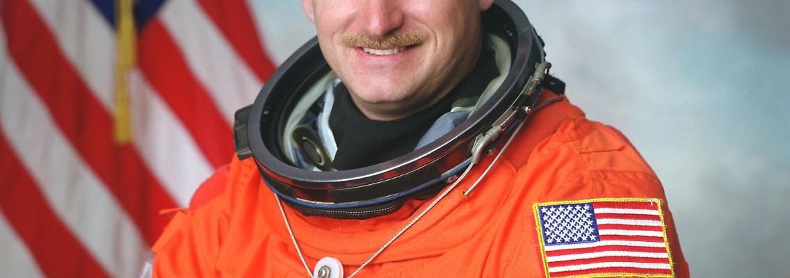 Mark Kelly ist wieder im Training.