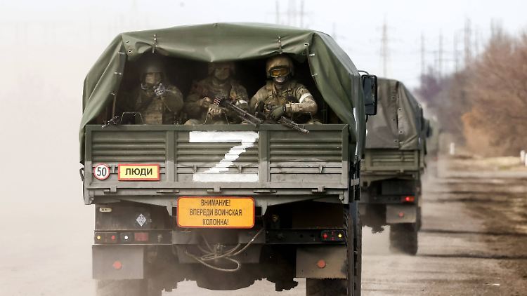 Das "Z" scheint das am häufigsten zu sehende Zeichen auf russischen Militärfahrzeugen in der Ukraine zu sein.