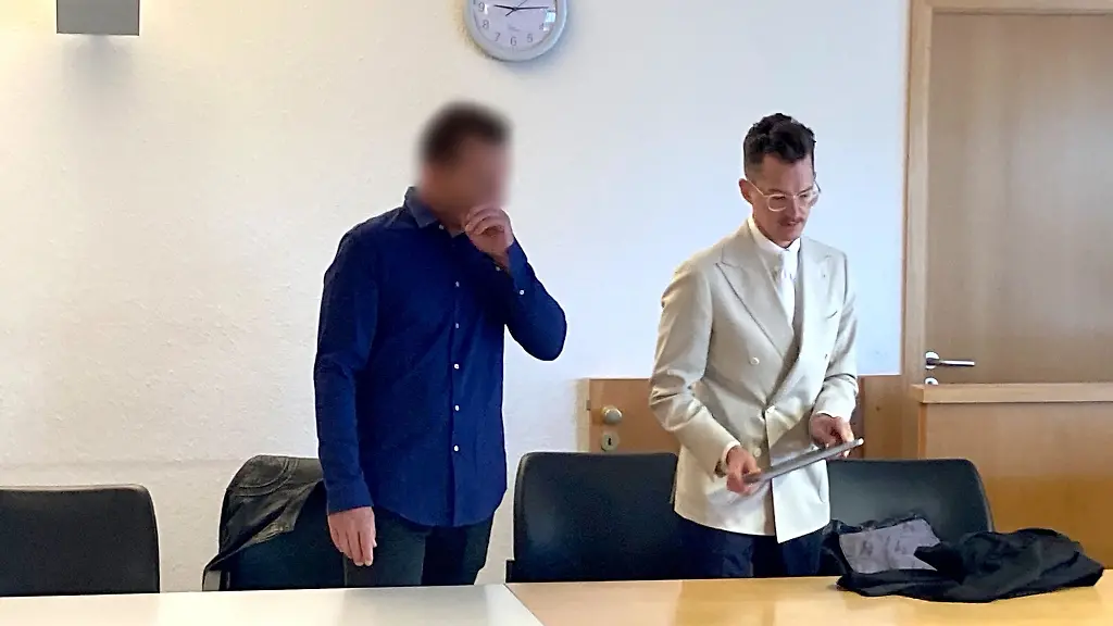 Ein-50-jaehriger-Bestatter-wurde-vom-Amtsgericht-Rostock-wegen-Betruges-zu-einer-Haftstrafe-verurteilt