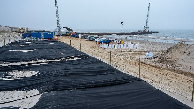Am Houstrup Strand soll die Pipeline auf dänisches Festland treffen und das Gas dann weiter bis nach Polen transportieren.