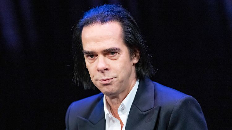 NIck Cave "betet, dass der Wahnsinn bald beendet wird."