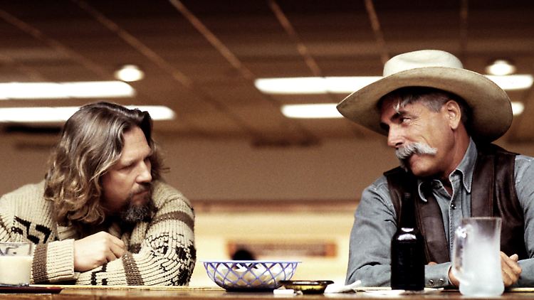 Ein Cowboy und ein Alt-Hippie: Sam Elliott mit "dem Dude" in der Schlussszene von "The Big Lebowski" .