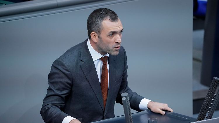 Kuhle befürchtet, dass der Krieg zu Konfrontationen zwischen russischen Aussiedlern und ukrainischen Vertriebenen in Deutschland führen könnte.