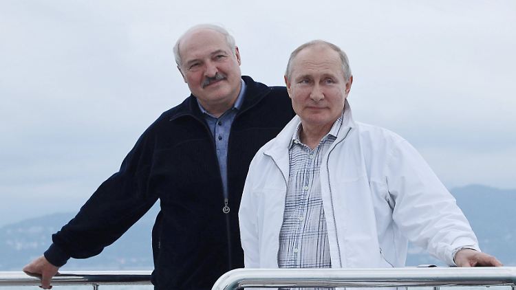 Verbündete fürs Leben? Putin und Lukaschenko bei einem Treffen 2021.