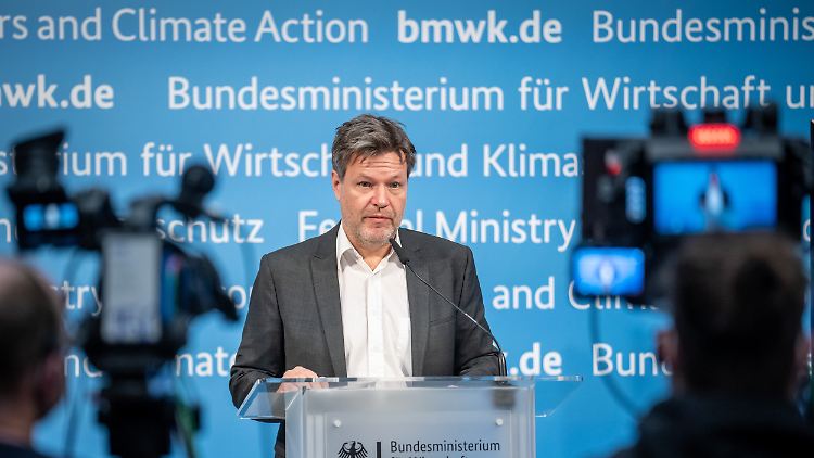Im Kreml regiere "offensichtlich nicht mehr die Vernunft", sagte Robert Habeck.