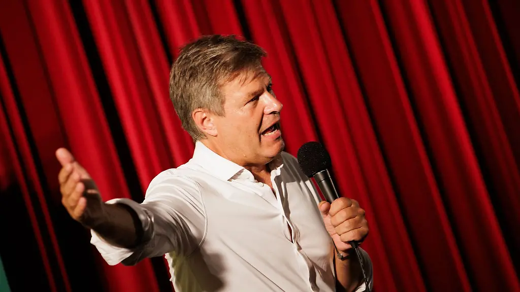 Robert-Habeck-kritisiert-die-CDU-fuer-einen-um-sich-greifenden-Populismus-in-der-Partei