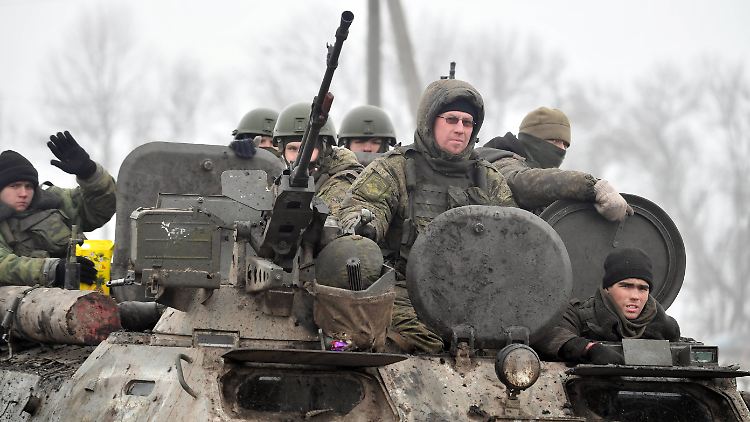Putin habe eine Phobie gegenüber der NATO entwickelt, sagt Ramms.