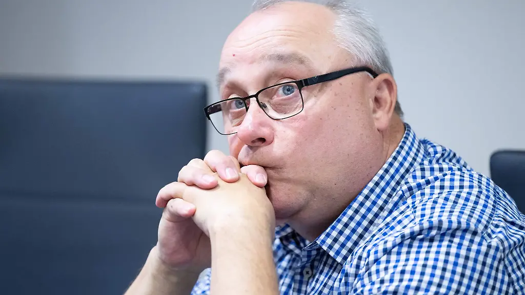 Der-AfD-Politiker-Jens-Maier-kehrt-moeglicherweise-als-Nachruecker-in-den-Bundestag-zurueck