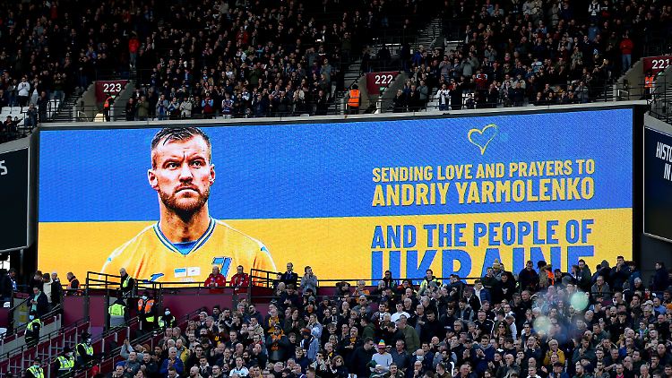 Andriy Yarmolenko und seine Kollegen aus der ukrainischen Nationalmannschaft wollen erst später in die WM-Playoffs einsteigen.