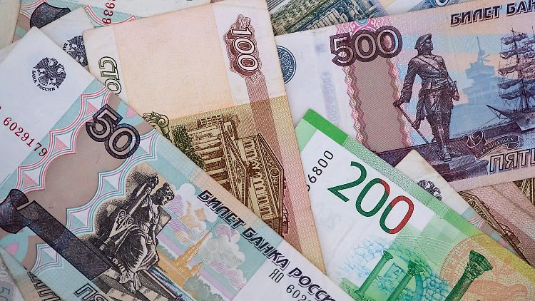 Russlands Bonität - nur noch auf Ramschniveau und es geht weiter runter.