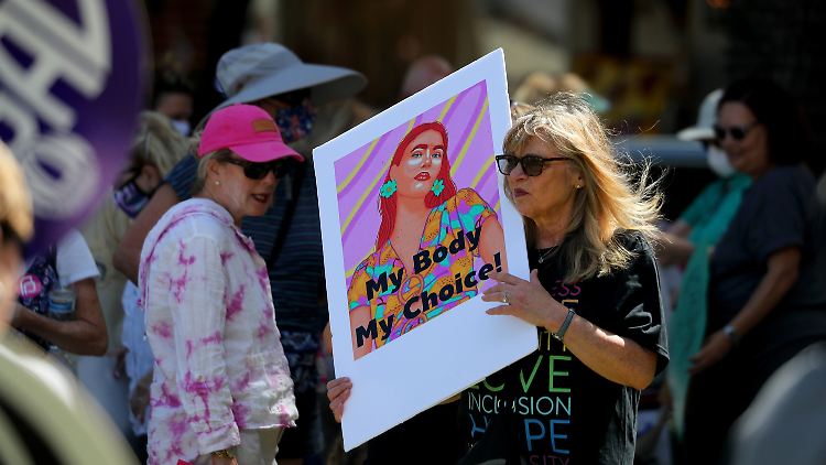 Für Frauen im Süden der USA wird der Zugang zu legalen Schwangerschaftsabbrüchen zunehmend schwieriger.