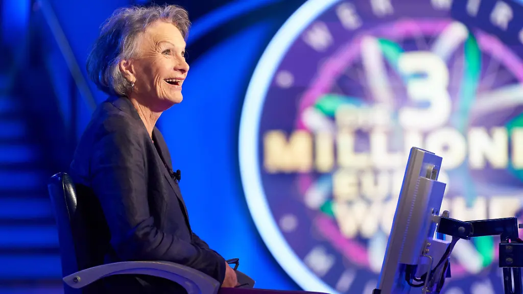 Die-quirlige-Petra-Tanzi-sucht-ihr-Liebesglueck-im-Internet