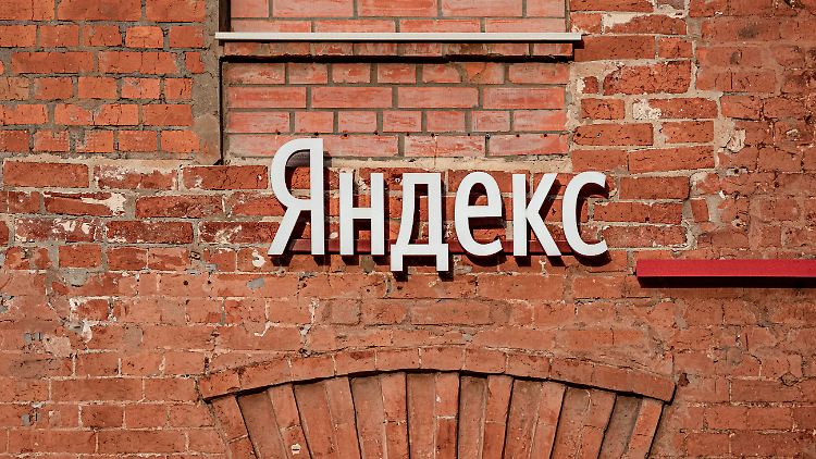 Der in Russland dominierende Internetkonzern Yandex bietet seit 1997 eine Suchmaschine.