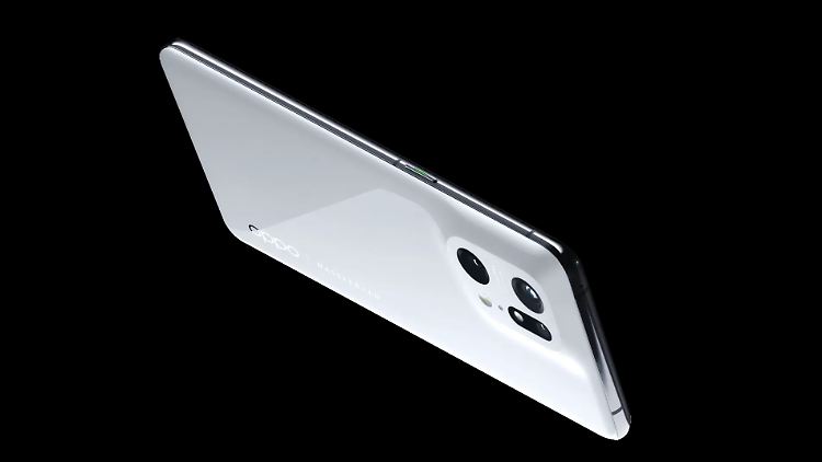 Mit dem Oppo Find X5 Pro erscheint ein neuer Anwärter auf den Premium-Smartphone-Thron.