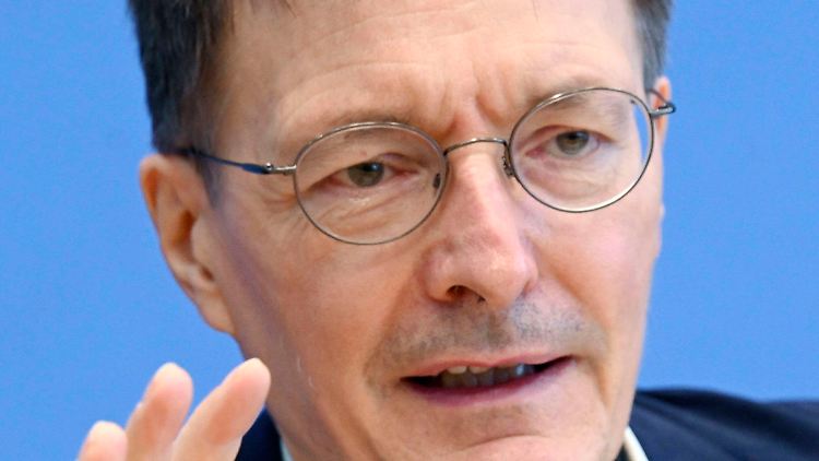 Lauterbach zieht Vergleiche zum HI-Virus.