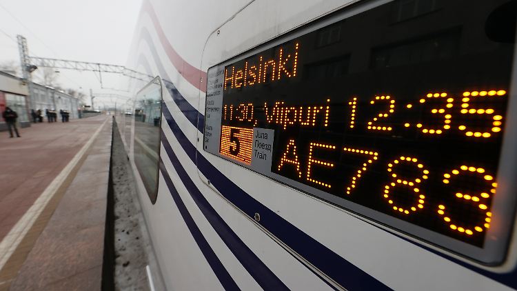 Die Allegro-Hochgeschwindigkeitszüge haben erst Mitte Dezember 2021 den täglichen Personenverkehr zwischen St. Petersburg und Helsinki wieder aufgenommen.